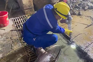 湖北地下室伸缩缝堵漏施工视频